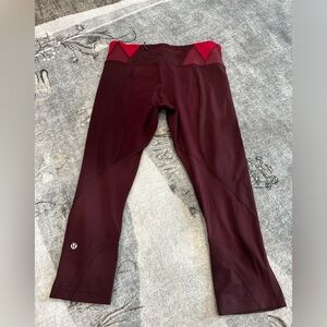 Lululemon maroon/cranberry cropped leggings - size 8